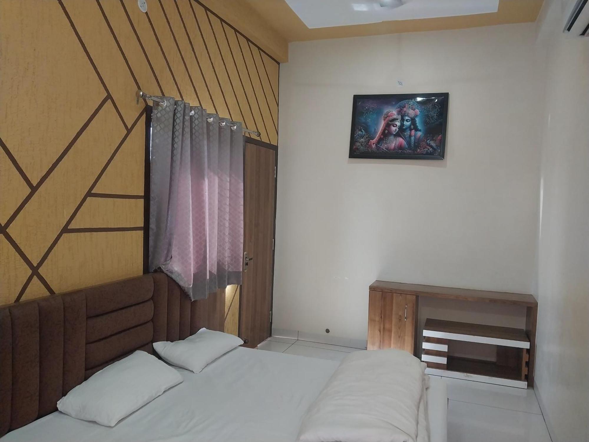 Agm Hotel And Restaurant Chaumu Ngoại thất bức ảnh